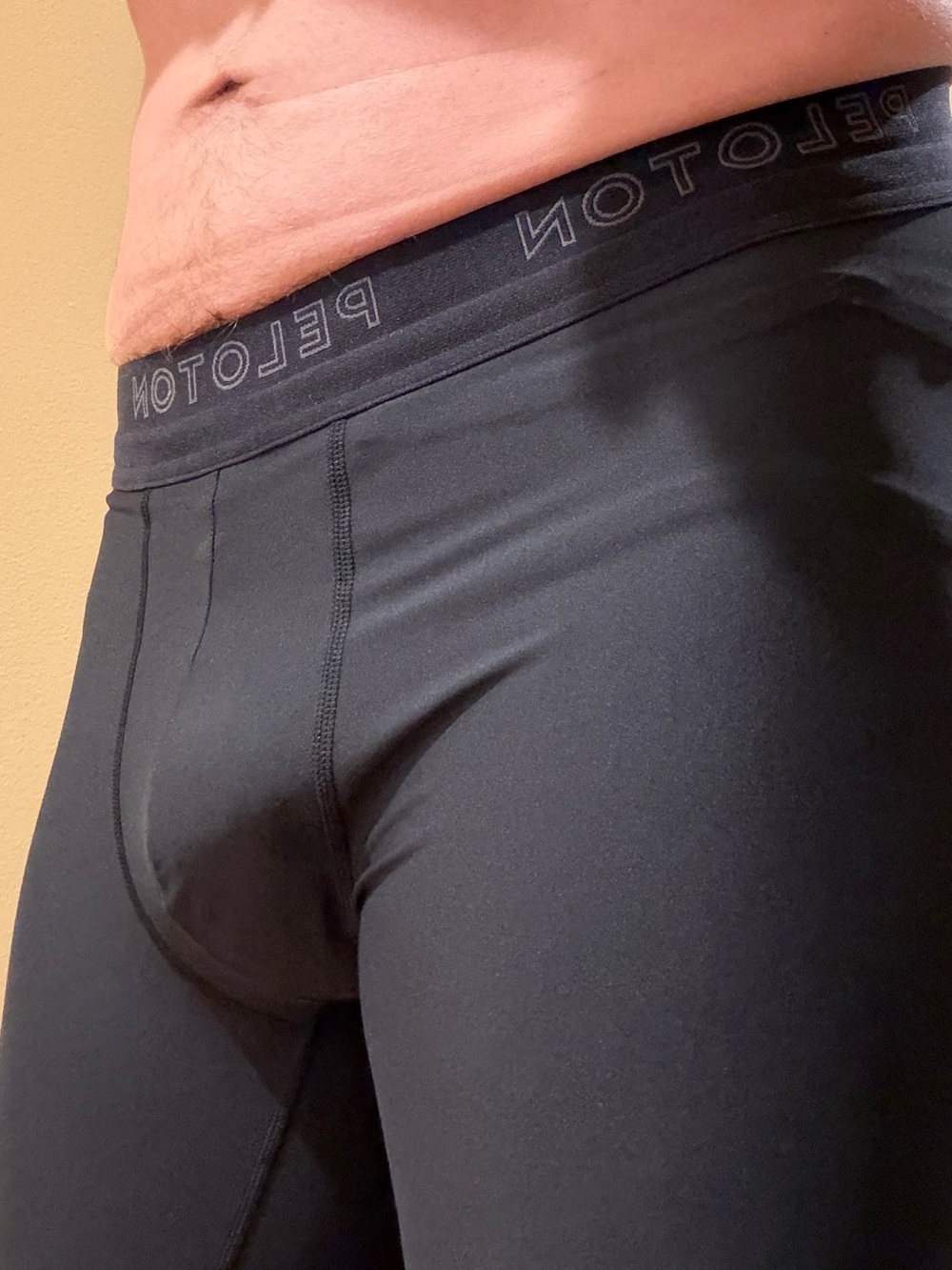 Peloton Men’s Black Performance biking/running shorts